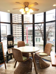 店舗イメージ03